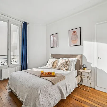 Eiffel Tower & Champs De Mars - 1br - Vacation * Paris